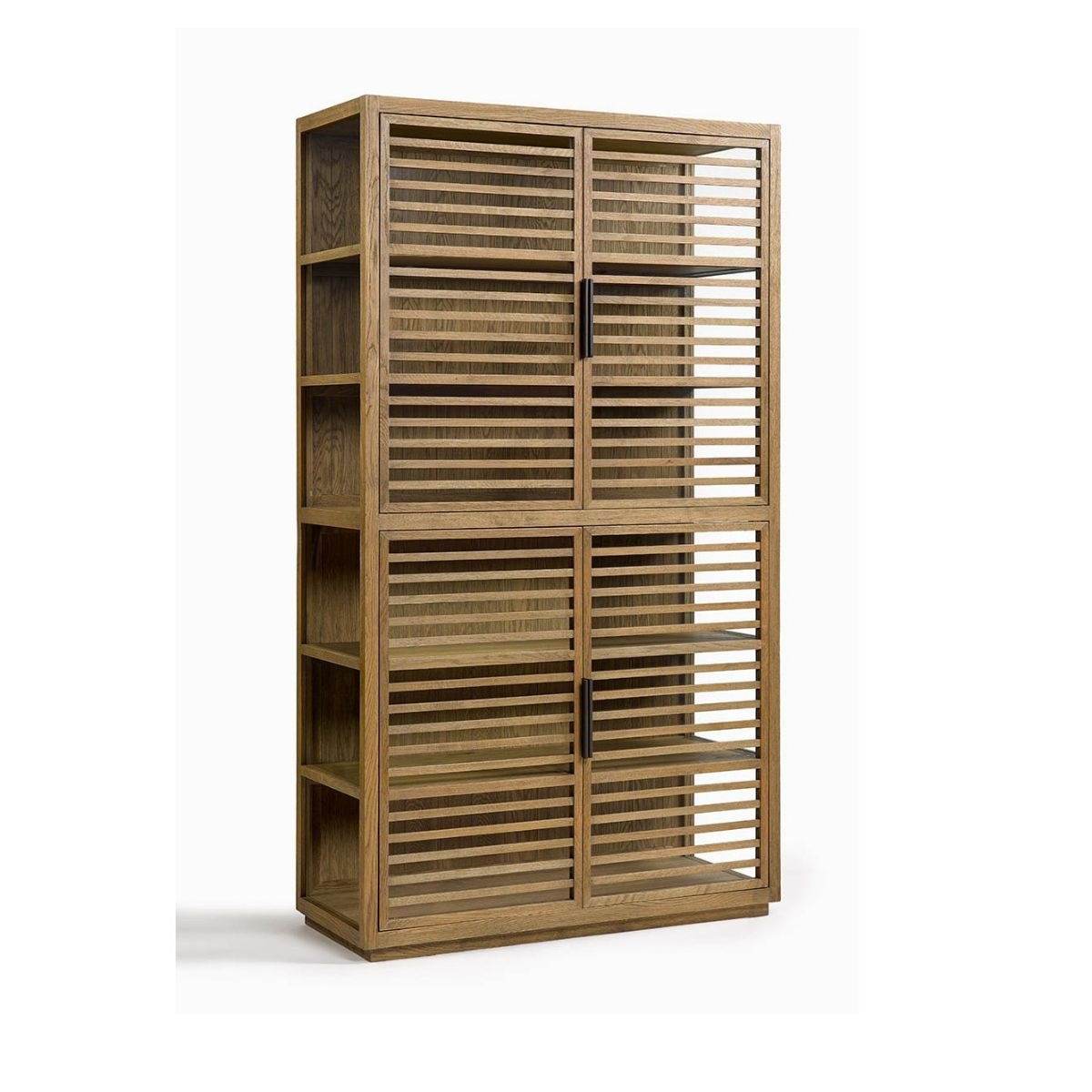 Vitrina de Roble con Puertas de Listones