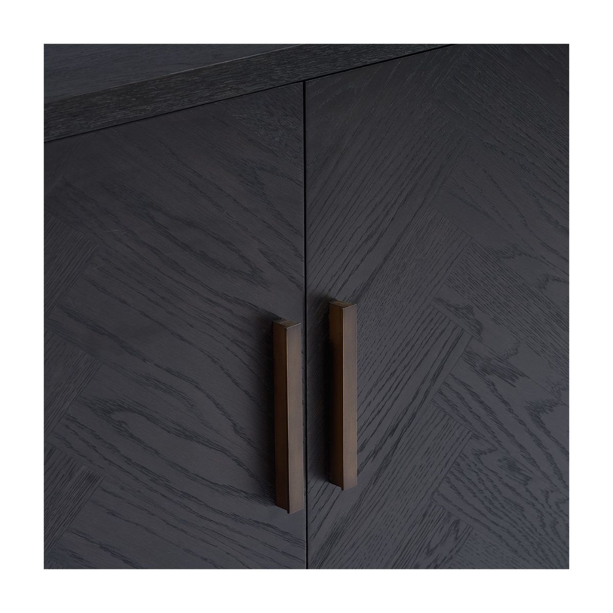 Aparador de Roble Black Brown con Cuatro Puertas en Espiga - Imagen 3